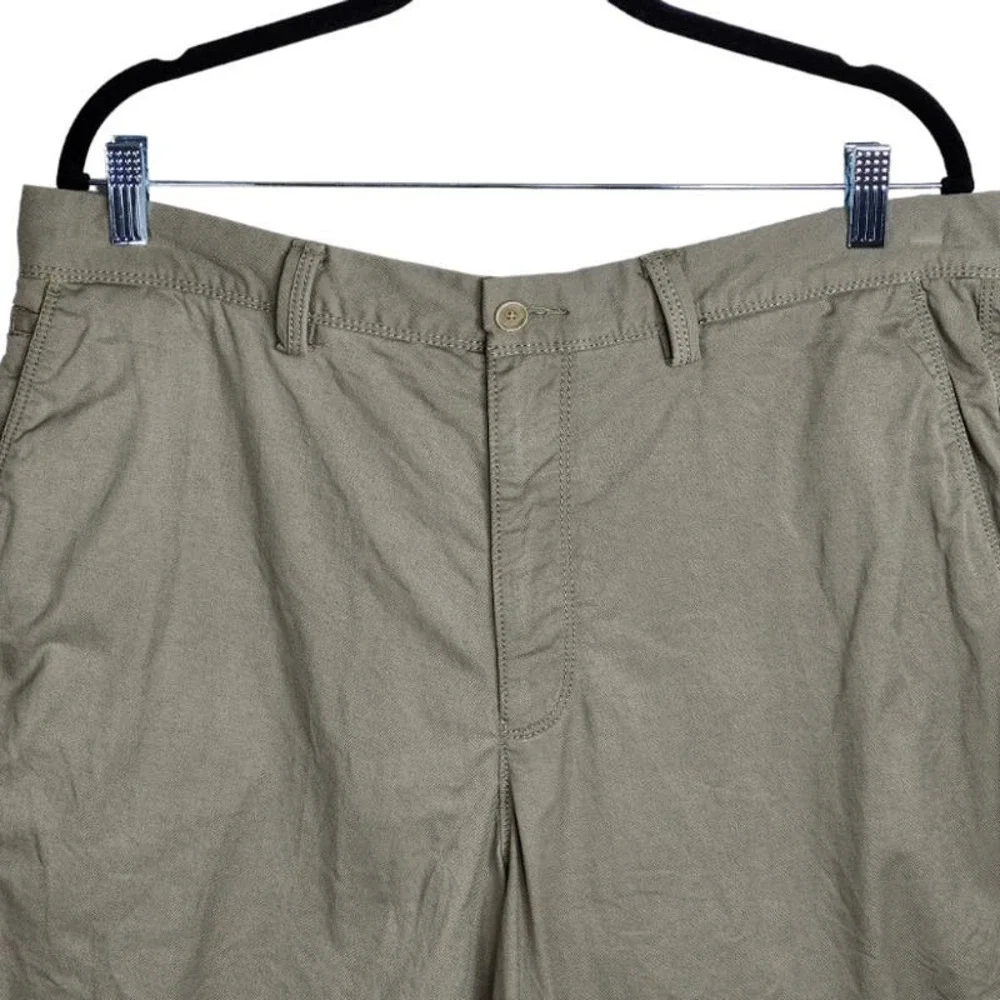 Tommy Bahama Cotton Tencel Blend Khaki Shorts‎ Men's Size 36
